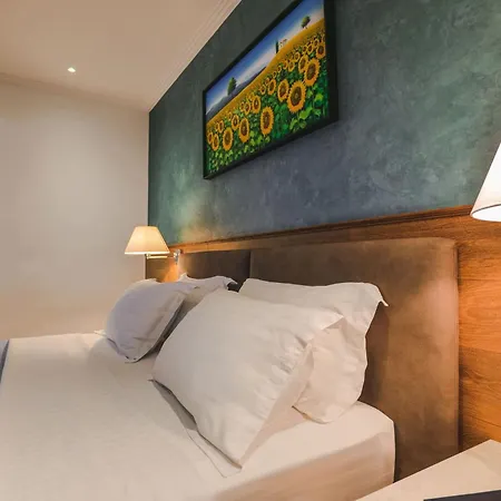 Otel Butrinti, Affiliated By Melia
