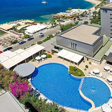 Otel Butrinti, Affiliated By Melia Saranda